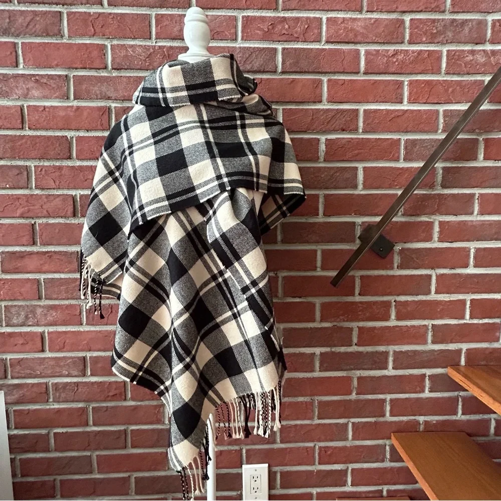 •Madewell Wool Blend Fringed Shawl Oversized Scarf 25”x78”…